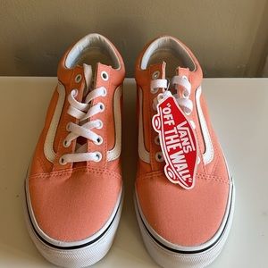 NWT Vans Old Skool sneaker peach pink & true white 7